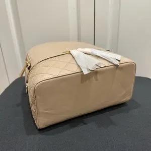 MICHAEL Michael Kors Rhea Medium Quilted-Leather Backpack 30T6GEZB2T Bisque NWT. MICHAEL Michael Kors | Bags | Michael Michael Kors Rhea  main image 4
